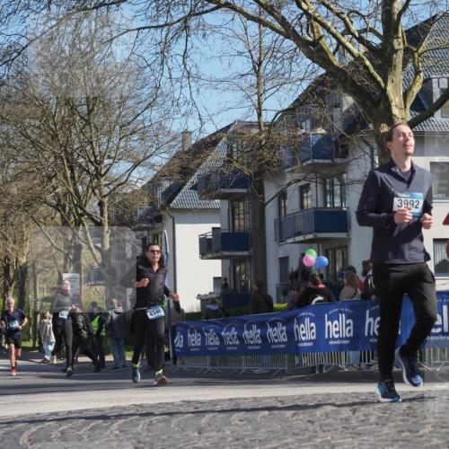 06.04.2025 - 44. Internationalen Wilhelmsburger Insellauf Luisa Fischer http://msf.ph/oto/7580239 06.04.2025 10:45:04 Ziel 5174, 4601, 4340, 3992, 39 meine-sportfotos.de