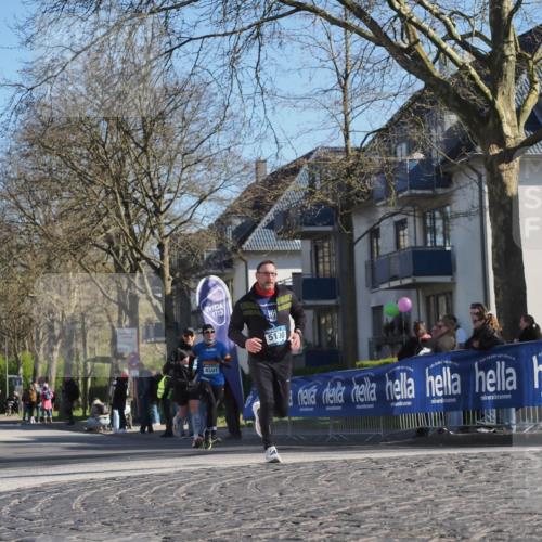 06.04.2025 - 44. Internationalen Wilhelmsburger Insellauf Luisa Fischer http://msf.ph/oto/7580492 06.04.2025 10:39:55 Ziel 5130, 4501 meine-sportfotos.de