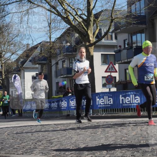 06.04.2025 - 44. Internationalen Wilhelmsburger Insellauf Luisa Fischer http://msf.ph/oto/7580988 06.04.2025 10:40:17 Ziel 302, 3263 meine-sportfotos.de