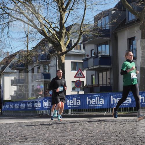06.04.2025 - 44. Internationalen Wilhelmsburger Insellauf Luisa Fischer http://msf.ph/oto/7581220 06.04.2025 10:40:22 Ziel 1445, 3652, 3574 meine-sportfotos.de