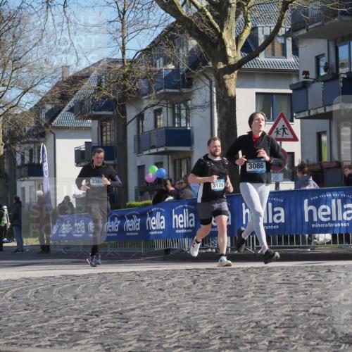 06.04.2025 - 44. Internationalen Wilhelmsburger Insellauf Luisa Fischer http://msf.ph/oto/7581361 06.04.2025 10:40:29 Ziel 3365, 3120, 3086 meine-sportfotos.de