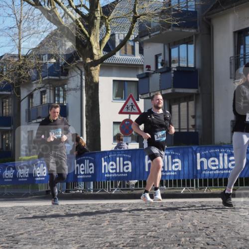 06.04.2025 - 44. Internationalen Wilhelmsburger Insellauf Luisa Fischer http://msf.ph/oto/7581422 06.04.2025 10:40:30 Ziel 3365, 3120, 3086 meine-sportfotos.de