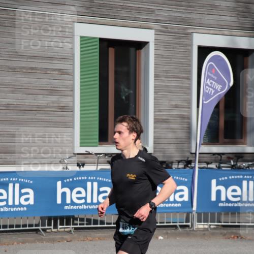 06.04.2025 - 44. Internationalen Wilhelmsburger Insellauf A. Gomolzig http://msf.ph/oto/7581444 06.04.2025 10:08:22 Ziel 4619 meine-sportfotos.de