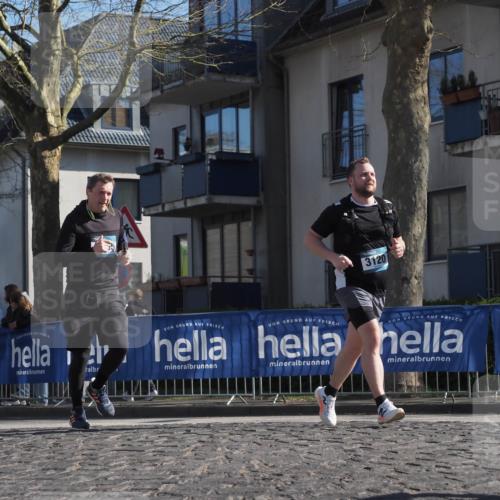 06.04.2025 - 44. Internationalen Wilhelmsburger Insellauf Luisa Fischer http://msf.ph/oto/7581477 06.04.2025 10:40:31 Ziel 3120 meine-sportfotos.de