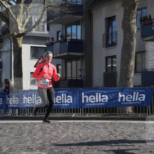 06.04.2025 - 44. Internationalen Wilhelmsburger Insellauf Luisa Fischer http://msf.ph/oto/7581573 06.04.2025 10:40:35 Ziel 3467 meine-sportfotos.de