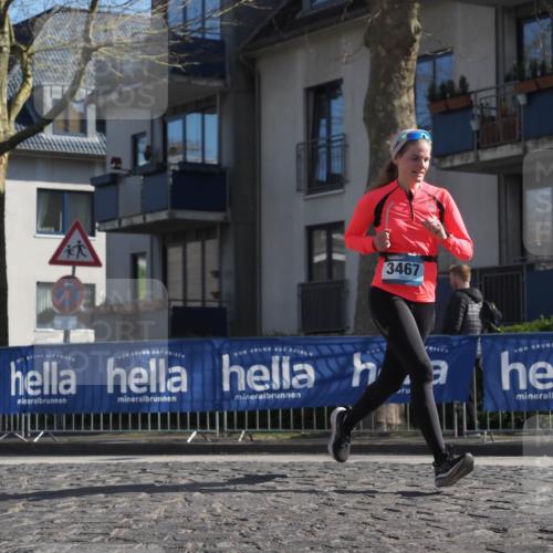 06.04.2025 - 44. Internationalen Wilhelmsburger Insellauf Luisa Fischer http://msf.ph/oto/7581630 06.04.2025 10:40:36 Ziel 3467 meine-sportfotos.de