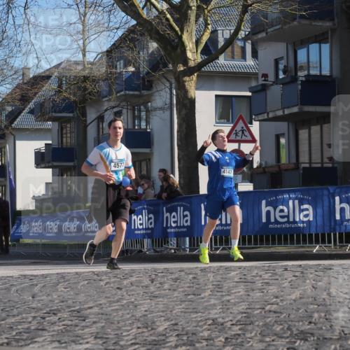 06.04.2025 - 44. Internationalen Wilhelmsburger Insellauf Luisa Fischer http://msf.ph/oto/7581653 06.04.2025 10:40:46 Ziel 4577, 4147 meine-sportfotos.de