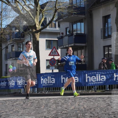 06.04.2025 - 44. Internationalen Wilhelmsburger Insellauf Luisa Fischer http://msf.ph/oto/7581680 06.04.2025 10:40:46 Ziel 4577, 4147 meine-sportfotos.de
