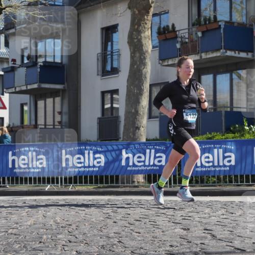 06.04.2025 - 44. Internationalen Wilhelmsburger Insellauf Luisa Fischer http://msf.ph/oto/7581757 06.04.2025 10:40:50 Ziel 5132 meine-sportfotos.de