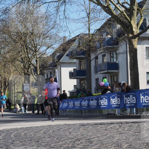 06.04.2025 - 44. Internationalen Wilhelmsburger Insellauf Luisa Fischer http://msf.ph/oto/7582001 06.04.2025 10:40:58 Ziel  meine-sportfotos.de