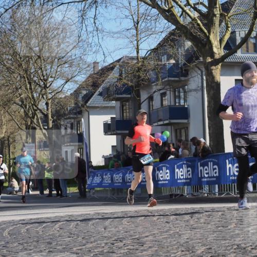 06.04.2025 - 44. Internationalen Wilhelmsburger Insellauf Luisa Fischer http://msf.ph/oto/7582125 06.04.2025 10:41:00 Ziel 4111, 4499 meine-sportfotos.de