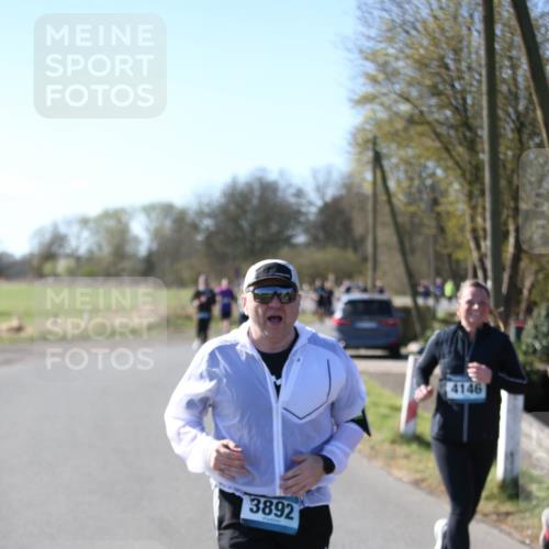 06.04.2025 - 44. Internationalen Wilhelmsburger Insellauf Jannik Wohlers http://msf.ph/oto/7595892 06.04.2025 10:34:39 Laufen 3892, 4146 meine-sportfotos.de