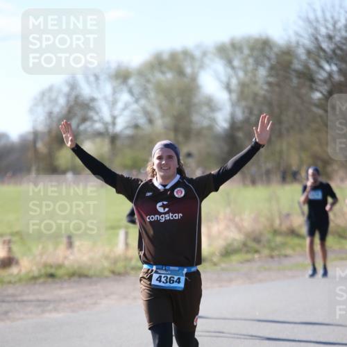 06.04.2025 - 44. Internationalen Wilhelmsburger Insellauf Jannik Wohlers http://msf.ph/oto/7595899 06.04.2025 10:34:46 Laufen 4364 meine-sportfotos.de