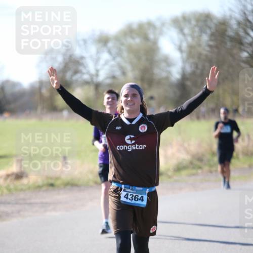 06.04.2025 - 44. Internationalen Wilhelmsburger Insellauf Jannik Wohlers http://msf.ph/oto/7595915 06.04.2025 10:34:47 Laufen 4364 meine-sportfotos.de