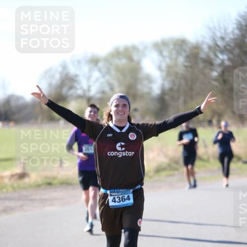 06.04.2025 - 44. Internationalen Wilhelmsburger Insellauf Jannik Wohlers http://msf.ph/oto/7595933 06.04.2025 10:34:47 Laufen 36, 1, 4364 meine-sportfotos.de
