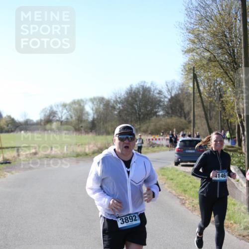 06.04.2025 - 44. Internationalen Wilhelmsburger Insellauf Jannik Wohlers http://msf.ph/oto/7596127 06.04.2025 10:34:39 Laufen 3892, 4146 meine-sportfotos.de