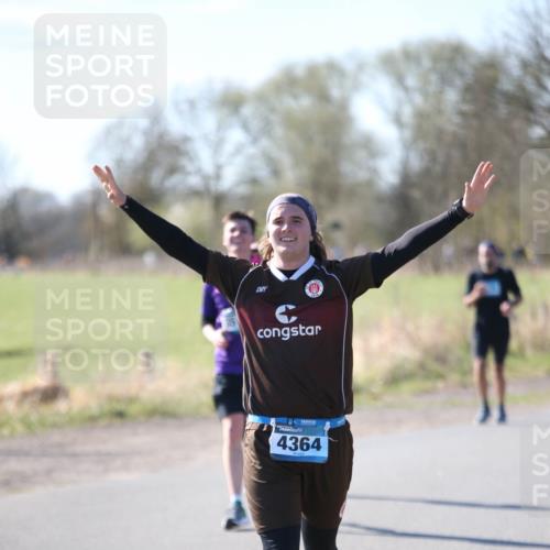 06.04.2025 - 44. Internationalen Wilhelmsburger Insellauf Jannik Wohlers http://msf.ph/oto/7596171 06.04.2025 10:34:47 Laufen 4364 meine-sportfotos.de