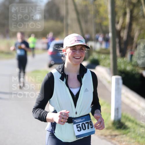 06.04.2025 - 44. Internationalen Wilhelmsburger Insellauf Jannik Wohlers http://msf.ph/oto/7596311 06.04.2025 10:34:55 Laufen 5079 meine-sportfotos.de