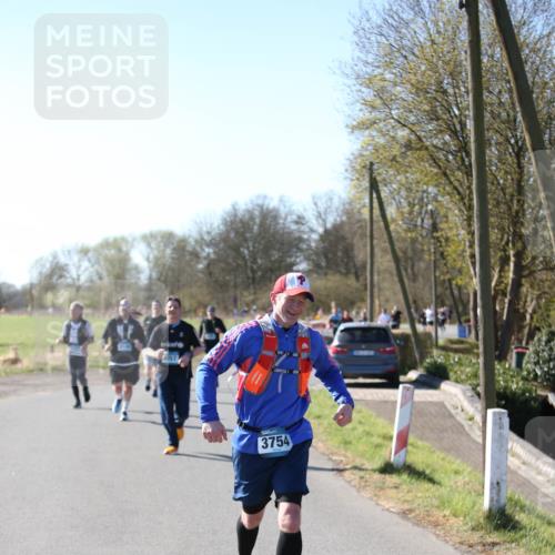 06.04.2025 - 44. Internationalen Wilhelmsburger Insellauf Jannik Wohlers http://msf.ph/oto/7596508 06.04.2025 10:35:15 Laufen 4357, 3754 meine-sportfotos.de