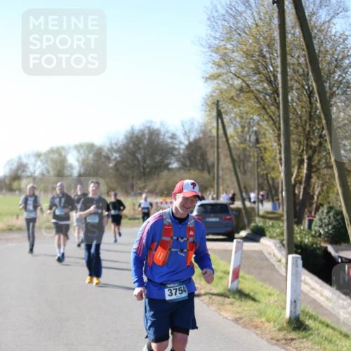 06.04.2025 - 44. Internationalen Wilhelmsburger Insellauf Jannik Wohlers http://msf.ph/oto/7596518 06.04.2025 10:35:15 Laufen 3754 meine-sportfotos.de