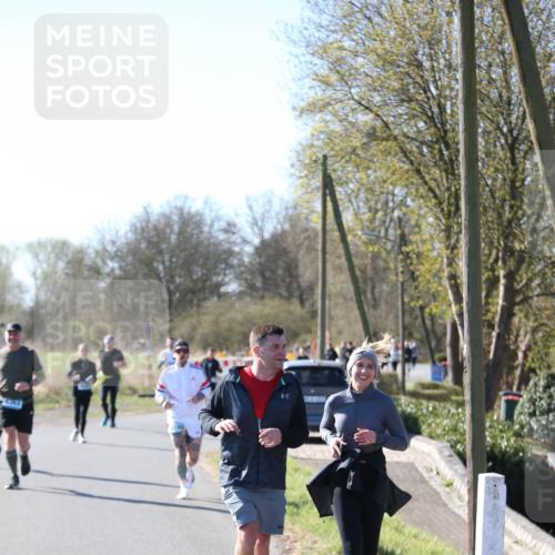 06.04.2025 - 44. Internationalen Wilhelmsburger Insellauf Jannik Wohlers http://msf.ph/oto/7596725 06.04.2025 10:35:32 Laufen  meine-sportfotos.de