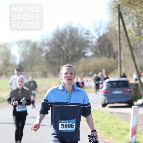 06.04.2025 - 44. Internationalen Wilhelmsburger Insellauf Jannik Wohlers http://msf.ph/oto/7596812 06.04.2025 10:35:39 Laufen 4599, 5096 meine-sportfotos.de