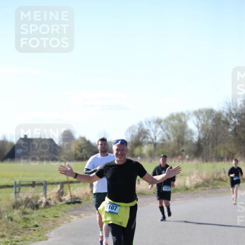 06.04.2025 - 44. Internationalen Wilhelmsburger Insellauf Jannik Wohlers http://msf.ph/oto/7596863 06.04.2025 10:35:43 Laufen 5107, 4161 meine-sportfotos.de