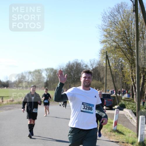 06.04.2025 - 44. Internationalen Wilhelmsburger Insellauf Jannik Wohlers http://msf.ph/oto/7596926 06.04.2025 10:35:47 Laufen 4161, 3286 meine-sportfotos.de