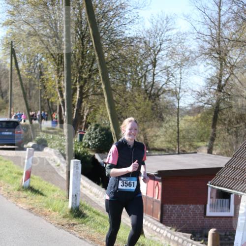 06.04.2025 - 44. Internationalen Wilhelmsburger Insellauf Jannik Wohlers http://msf.ph/oto/7596949 06.04.2025 10:35:49 Laufen 3561 meine-sportfotos.de