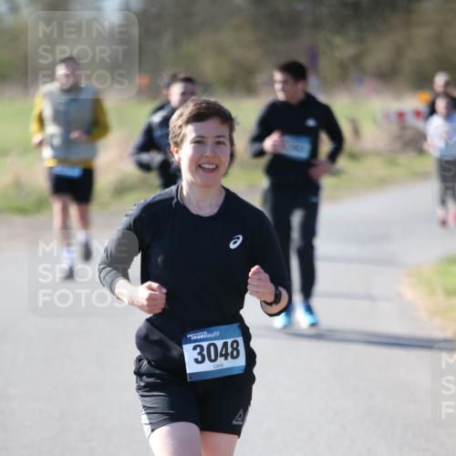 06.04.2025 - 44. Internationalen Wilhelmsburger Insellauf Jannik Wohlers http://msf.ph/oto/7596974 06.04.2025 10:35:51 Laufen 3048 meine-sportfotos.de