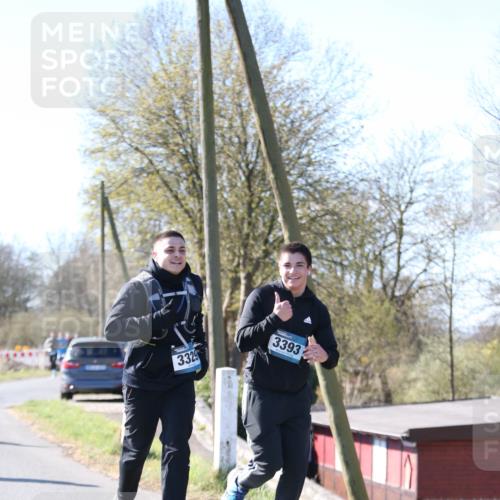 06.04.2025 - 44. Internationalen Wilhelmsburger Insellauf Jannik Wohlers http://msf.ph/oto/7597014 06.04.2025 10:35:56 Laufen 3329, 3393 meine-sportfotos.de
