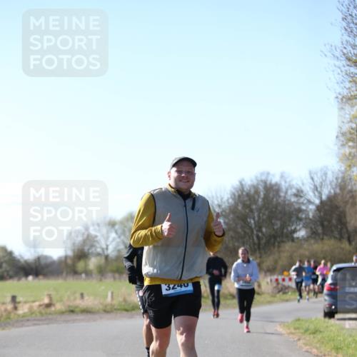 06.04.2025 - 44. Internationalen Wilhelmsburger Insellauf Jannik Wohlers http://msf.ph/oto/7597045 06.04.2025 10:35:58 Laufen 3240 meine-sportfotos.de