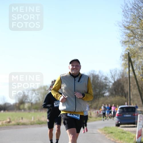 06.04.2025 - 44. Internationalen Wilhelmsburger Insellauf Jannik Wohlers http://msf.ph/oto/7597052 06.04.2025 10:35:59 Laufen 441 meine-sportfotos.de