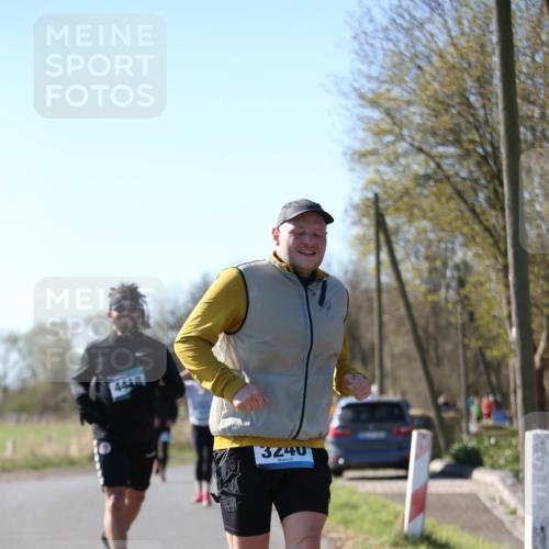 06.04.2025 - 44. Internationalen Wilhelmsburger Insellauf Jannik Wohlers http://msf.ph/oto/7597069 06.04.2025 10:35:59 Laufen 3240 meine-sportfotos.de