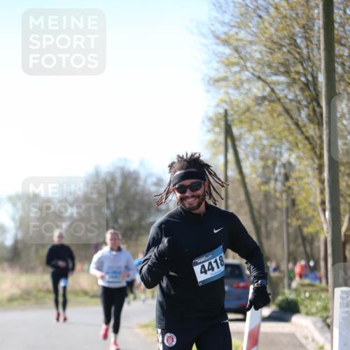 06.04.2025 - 44. Internationalen Wilhelmsburger Insellauf Jannik Wohlers http://msf.ph/oto/7597103 06.04.2025 10:36:00 Laufen 4418 meine-sportfotos.de