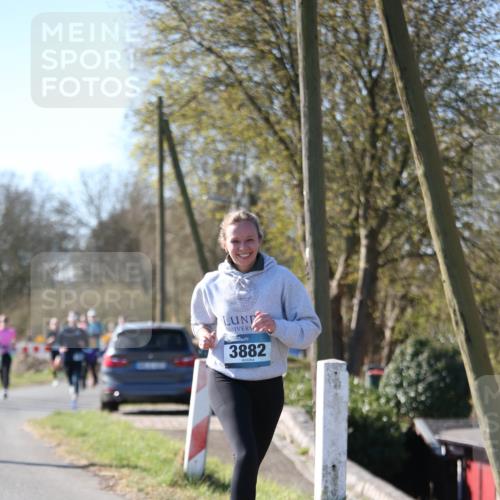06.04.2025 - 44. Internationalen Wilhelmsburger Insellauf Jannik Wohlers http://msf.ph/oto/7597187 06.04.2025 10:36:04 Laufen 3882 meine-sportfotos.de