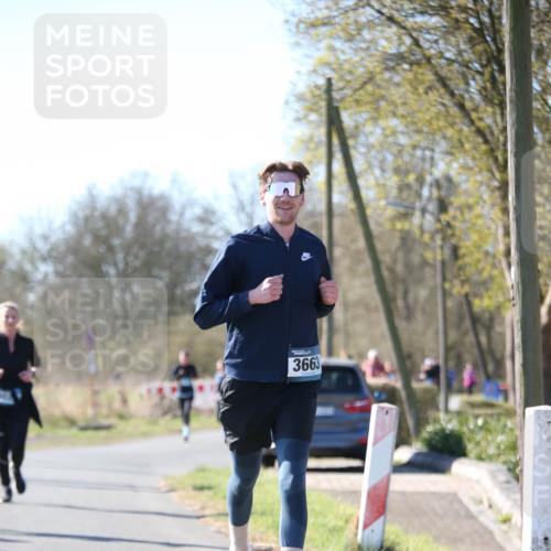06.04.2025 - 44. Internationalen Wilhelmsburger Insellauf Jannik Wohlers http://msf.ph/oto/7597228 06.04.2025 10:36:15 Laufen 3663 meine-sportfotos.de