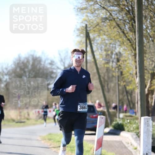 06.04.2025 - 44. Internationalen Wilhelmsburger Insellauf Jannik Wohlers http://msf.ph/oto/7597233 06.04.2025 10:36:15 Laufen 3663 meine-sportfotos.de