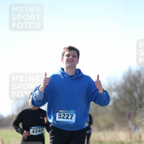 06.04.2025 - 44. Internationalen Wilhelmsburger Insellauf Jannik Wohlers http://msf.ph/oto/7597345 06.04.2025 10:36:25 Laufen 4348, 5227 meine-sportfotos.de