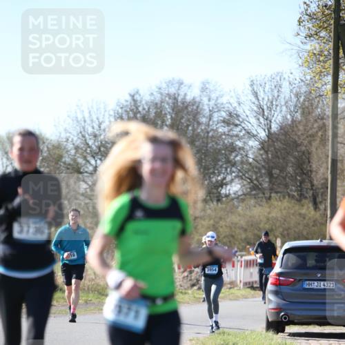 06.04.2025 - 44. Internationalen Wilhelmsburger Insellauf Jannik Wohlers http://msf.ph/oto/7597424 06.04.2025 10:36:31 Laufen 3730, 371, 3954, 4321 meine-sportfotos.de