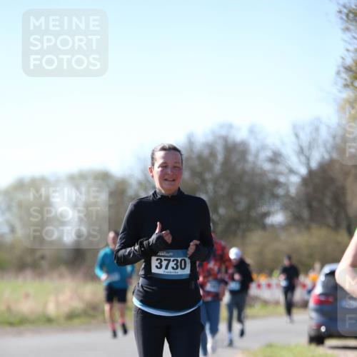 06.04.2025 - 44. Internationalen Wilhelmsburger Insellauf Jannik Wohlers http://msf.ph/oto/7597449 06.04.2025 10:36:32 Laufen 3730 meine-sportfotos.de