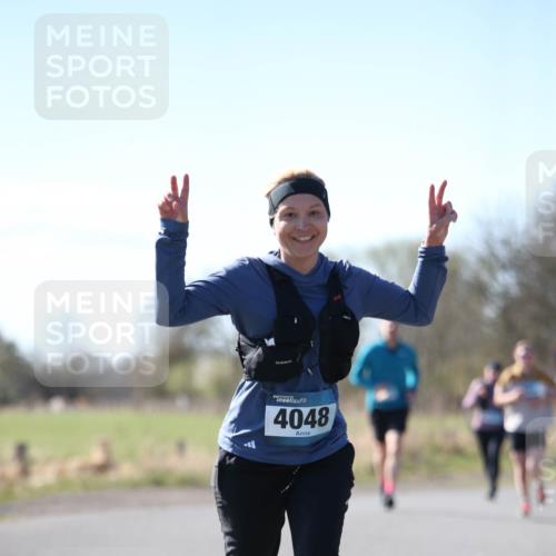 06.04.2025 - 44. Internationalen Wilhelmsburger Insellauf Jannik Wohlers http://msf.ph/oto/7597471 06.04.2025 10:36:34 Laufen 4048 meine-sportfotos.de