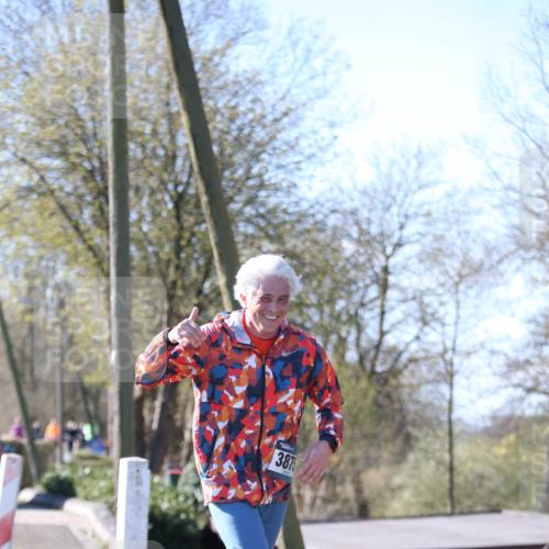 06.04.2025 - 44. Internationalen Wilhelmsburger Insellauf Jannik Wohlers http://msf.ph/oto/7597552 06.04.2025 10:36:37 Laufen 387 meine-sportfotos.de
