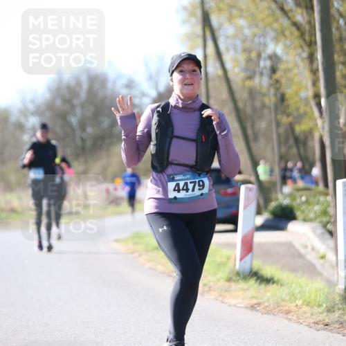 06.04.2025 - 44. Internationalen Wilhelmsburger Insellauf Jannik Wohlers http://msf.ph/oto/7597622 06.04.2025 10:36:45 Laufen 4479 meine-sportfotos.de