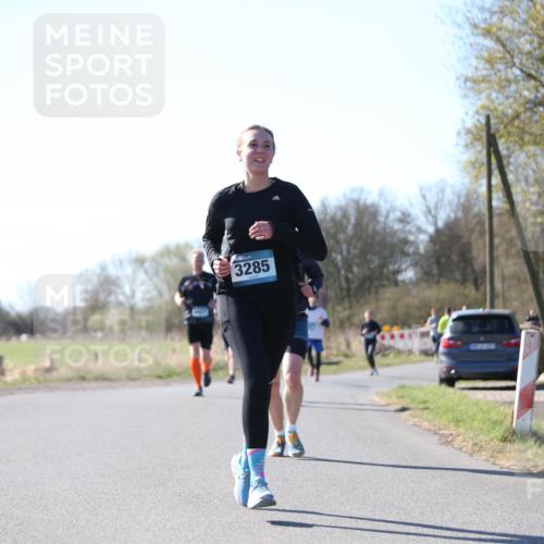 06.04.2025 - 44. Internationalen Wilhelmsburger Insellauf Jannik Wohlers http://msf.ph/oto/7597811 06.04.2025 10:37:22 Laufen 3285 meine-sportfotos.de