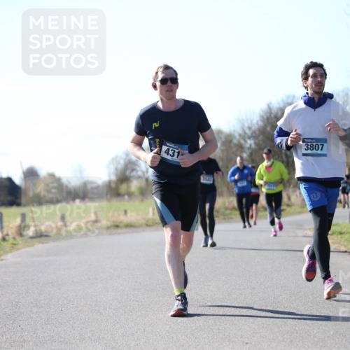 06.04.2025 - 44. Internationalen Wilhelmsburger Insellauf Jannik Wohlers http://msf.ph/oto/7597989 06.04.2025 10:37:33 Laufen 431, 3583, 3807 meine-sportfotos.de
