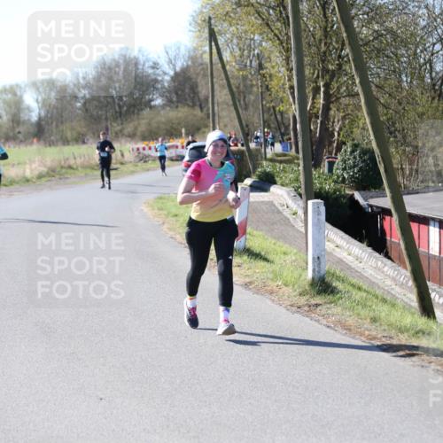 06.04.2025 - 44. Internationalen Wilhelmsburger Insellauf Jannik Wohlers http://msf.ph/oto/7598337 06.04.2025 10:38:10 Laufen  meine-sportfotos.de