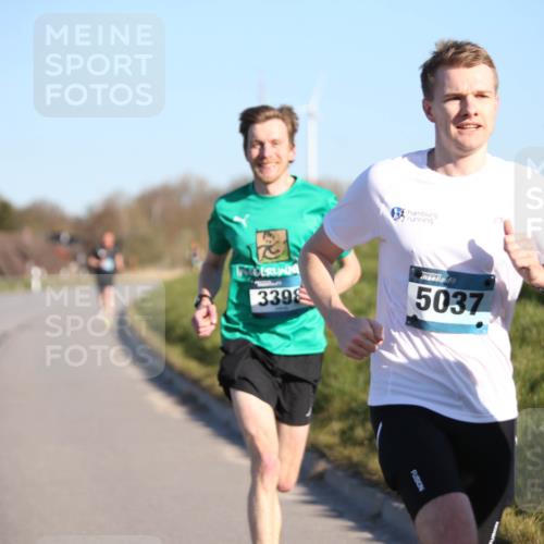 06.04.2025 - 44. Internationalen Wilhelmsburger Insellauf Jannik Wohlers http://msf.ph/oto/7598394 06.04.2025 09:17:15 Laufen 3398, 5037 meine-sportfotos.de