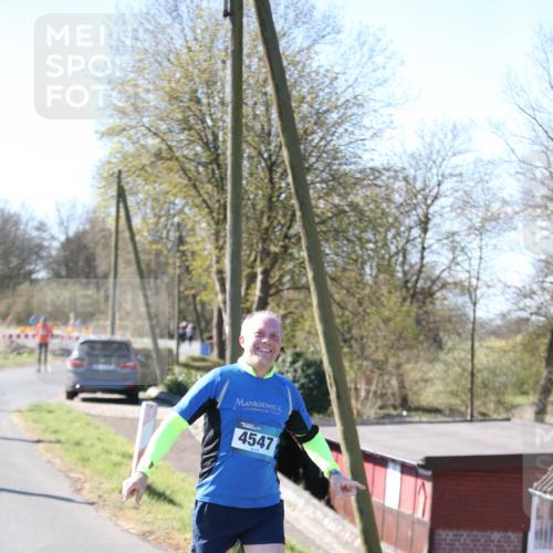 06.04.2025 - 44. Internationalen Wilhelmsburger Insellauf Jannik Wohlers http://msf.ph/oto/7598733 06.04.2025 10:38:46 Laufen 4547 meine-sportfotos.de