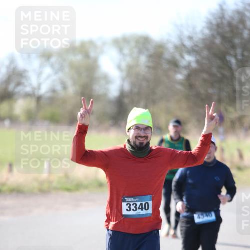 06.04.2025 - 44. Internationalen Wilhelmsburger Insellauf Jannik Wohlers http://msf.ph/oto/7598770 06.04.2025 10:38:47 Laufen 3340, 4940 meine-sportfotos.de